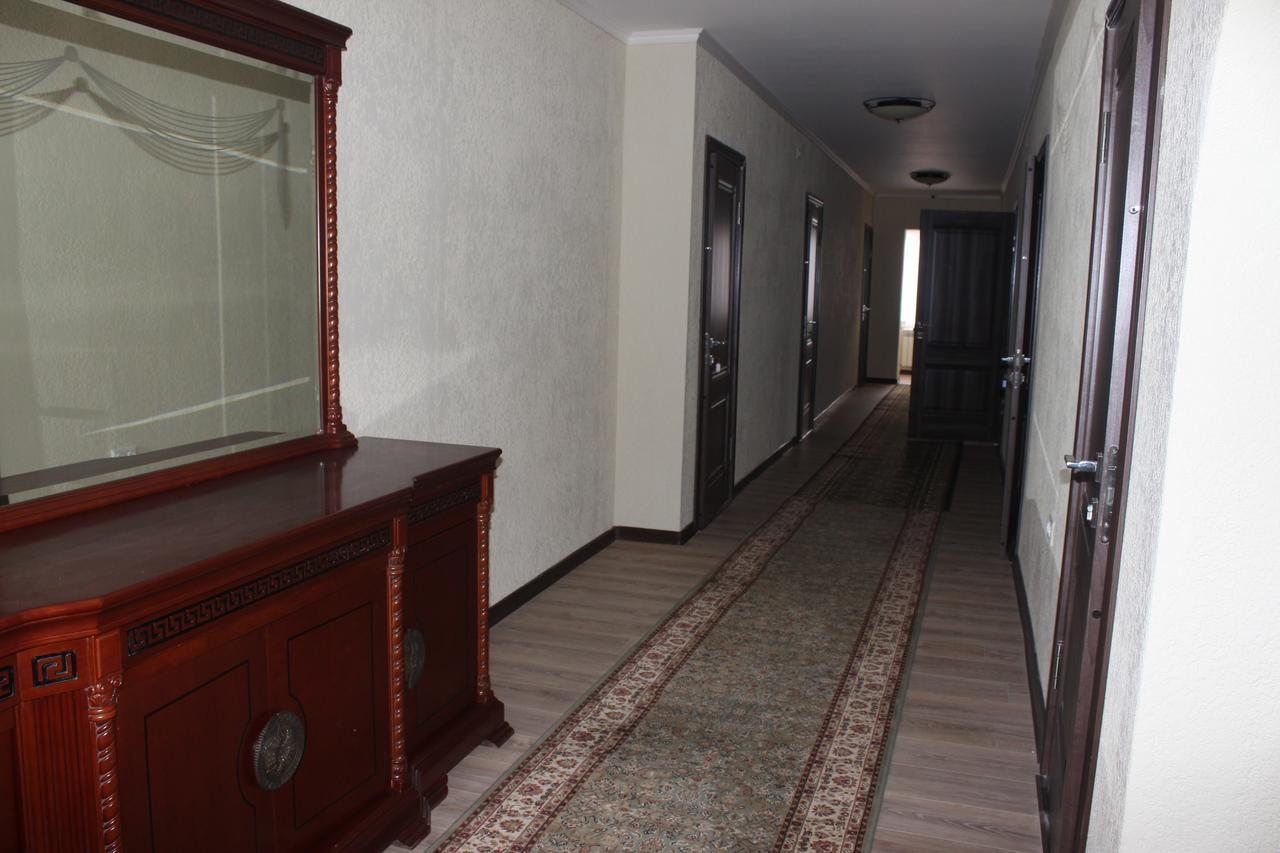 Hotel Mount Yard Karakol Exterior foto