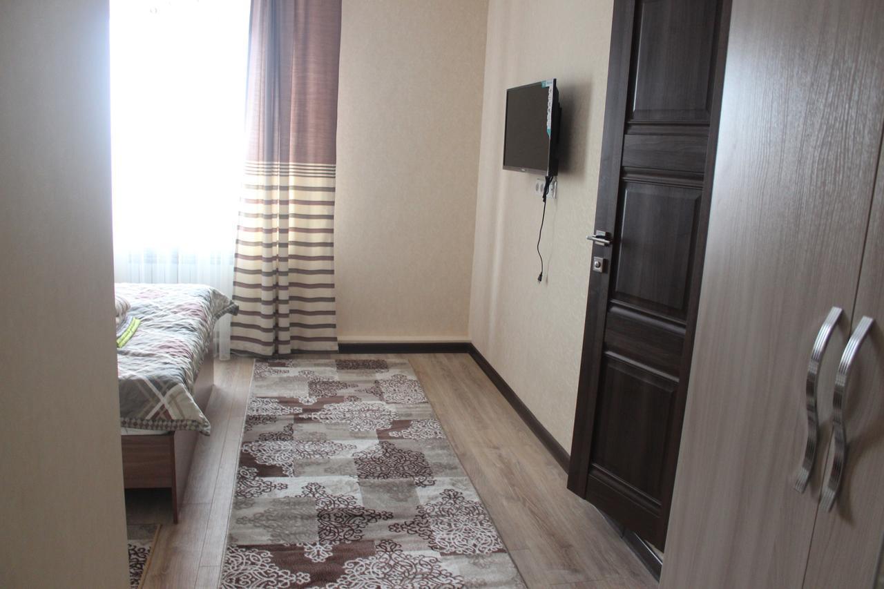 Hotel Mount Yard Karakol Exterior foto